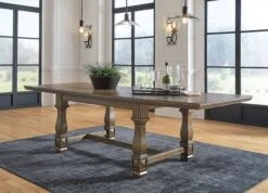 Markenburg Dining Table